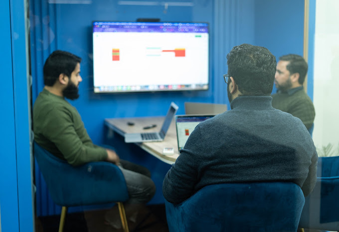 LinkPanda team office